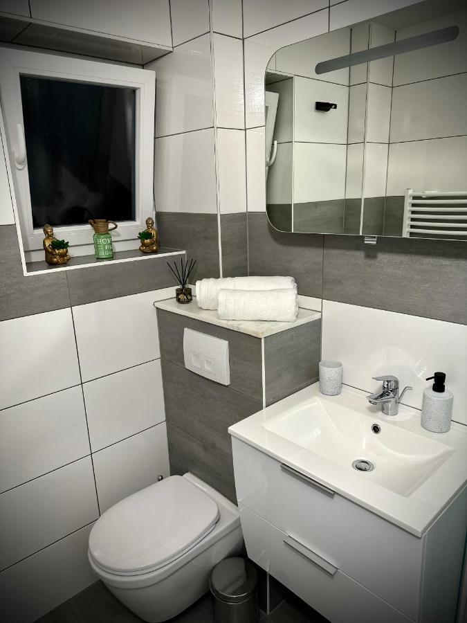 Deluxe - Apartment ' Andrei 2 ' - Neu In Neuburg An Der Donau Esterno foto
